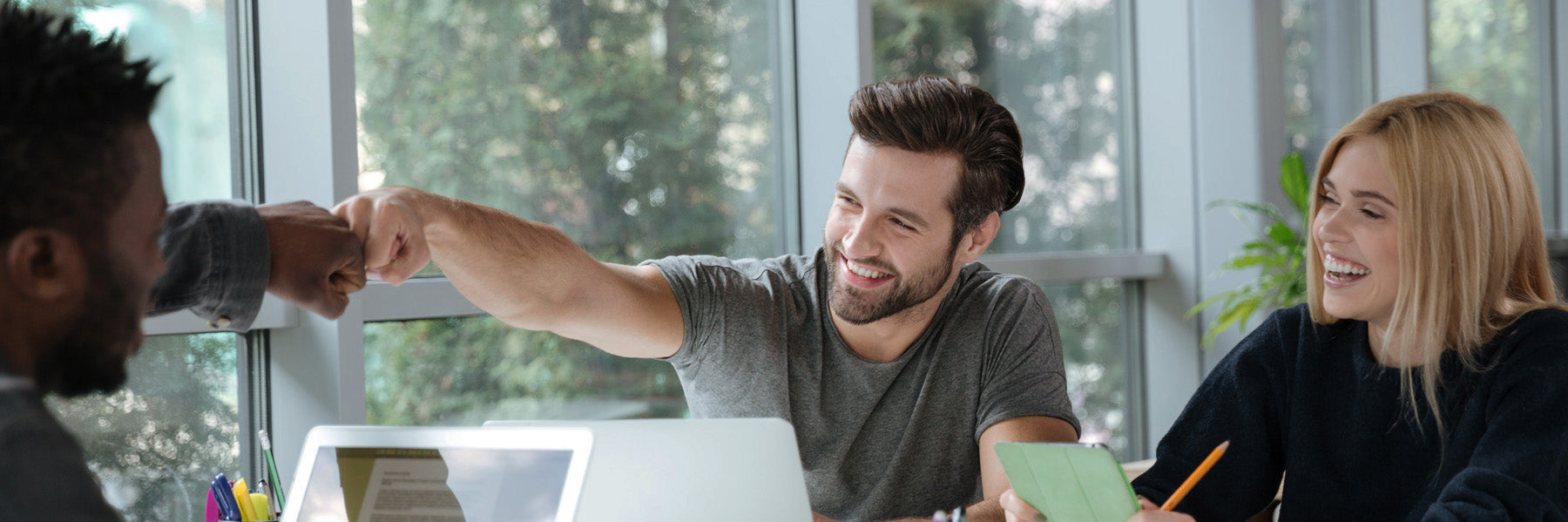 slider image slider_item_7tD8Wa